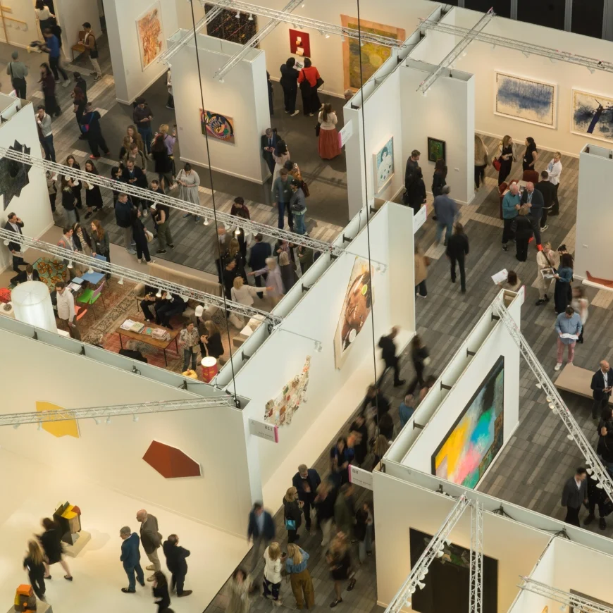 Frieze New York, Despite Its Small Size, Remains a Major Draw